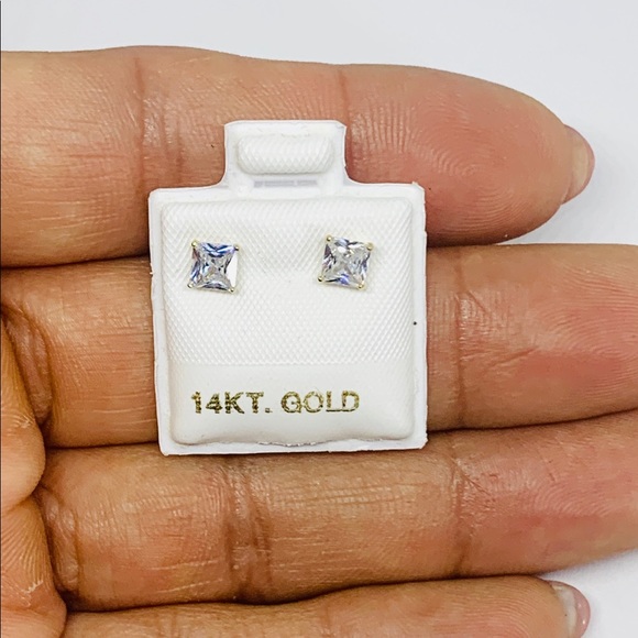 14k Solid Gold Studs Earrings 4mm Princess Cut